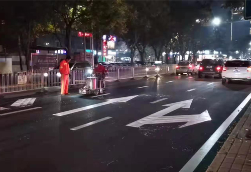 西安道路划线公司.jpg